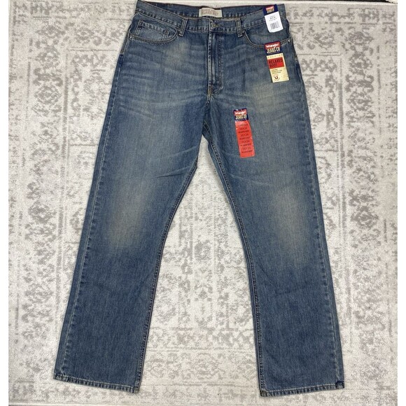 NEW Wrangler Jeans Relaxed Fit Mens Blue Denim Boot Leg Jeans Men’s Size 36x34 - Picture 1 of 5